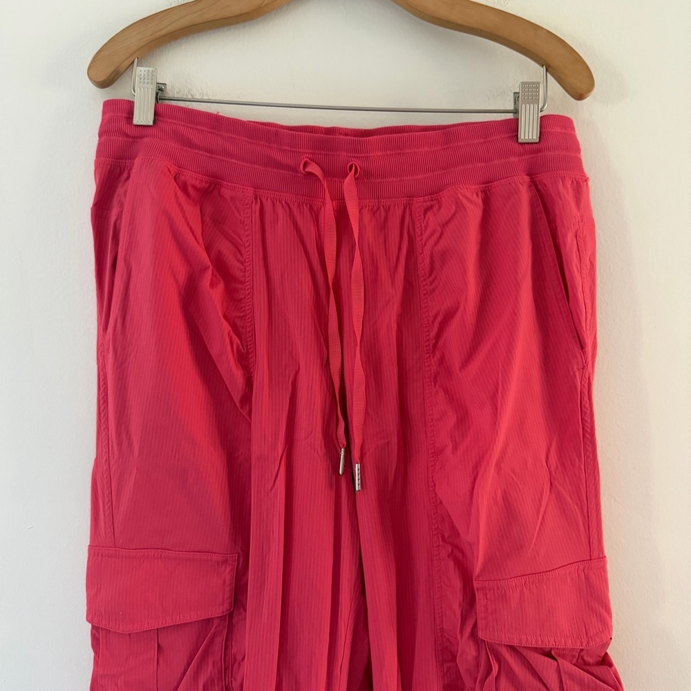 Lululemon Dance Studio Joggers Relaxed-Fit Mid-Rise Cargo Size Large - Picture 3 of 8
